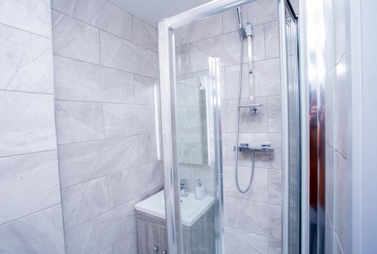 Spacious Urban City Apartment Doncaster Bagian luar foto